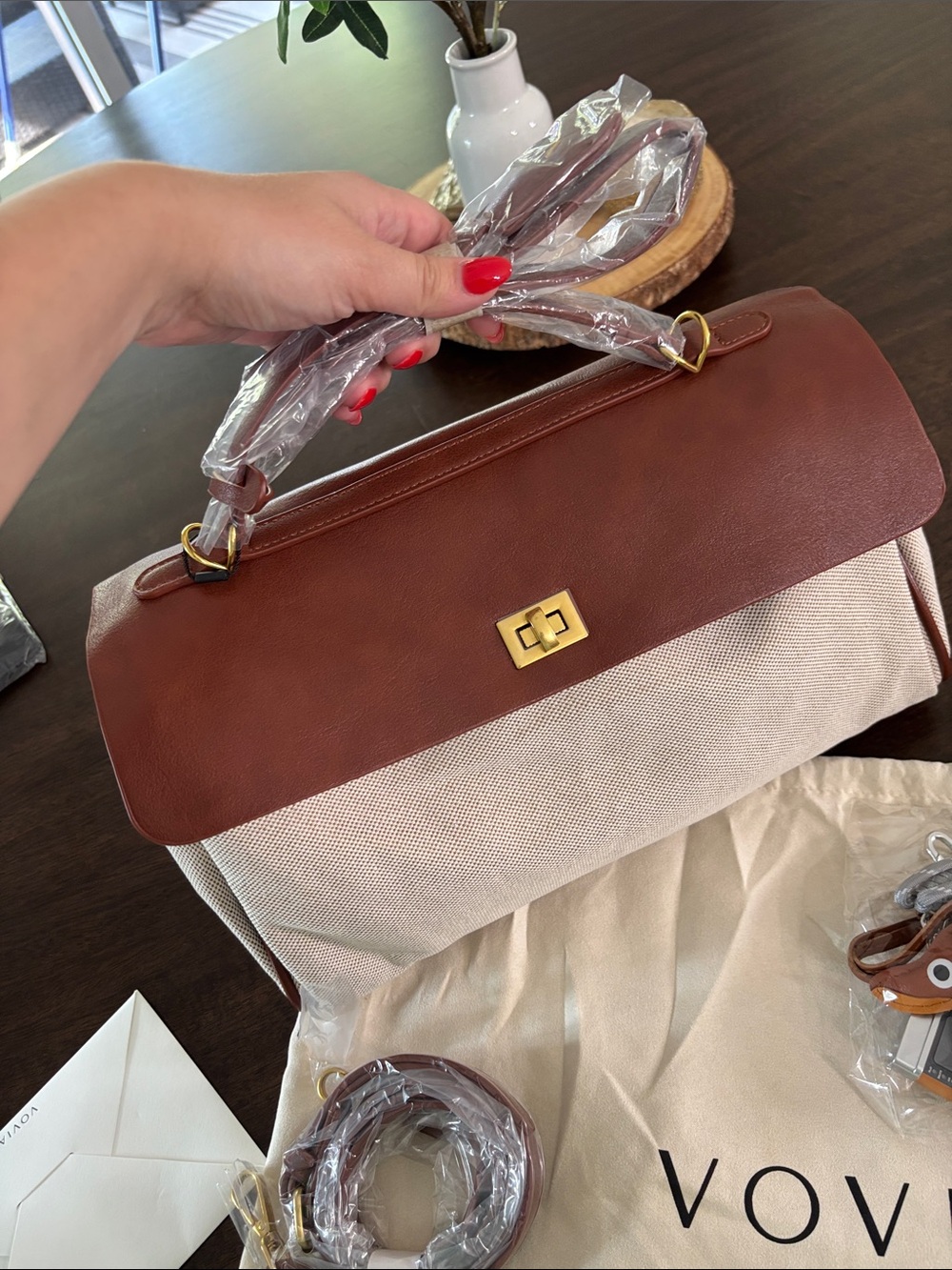 NWT Vovia Ciara Bag in Vintage with free bag charms - Picture 6 of 16